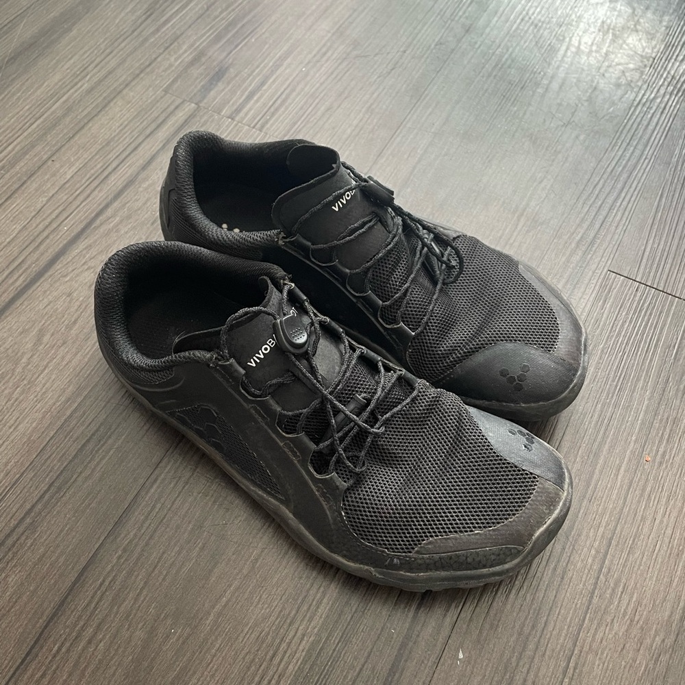 Vivo barefoot Black Shoes size 35L